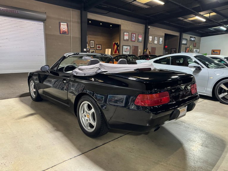 Porsche 968