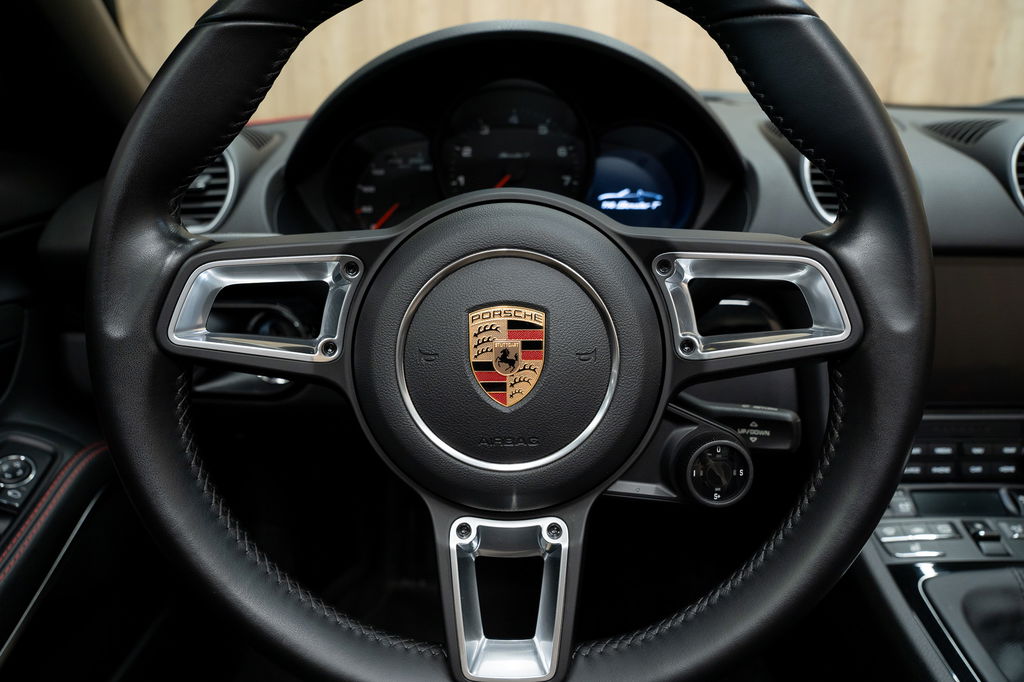 Porsche 718 Boxster T