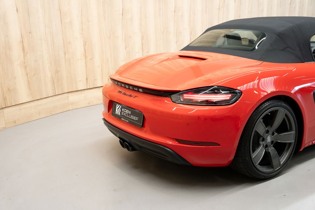 Porsche 718 Boxster T