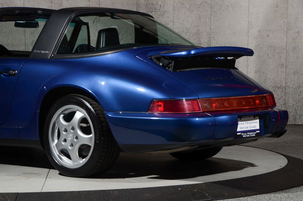 Porsche 964 Carrera 4