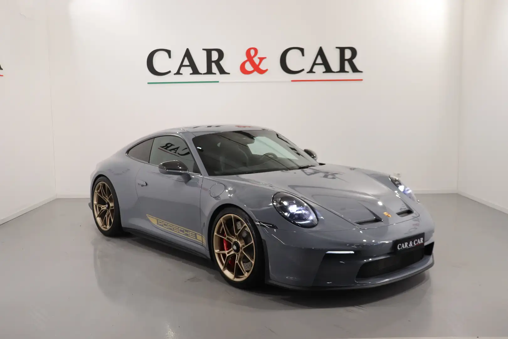Porsche 992 GT3 Touring