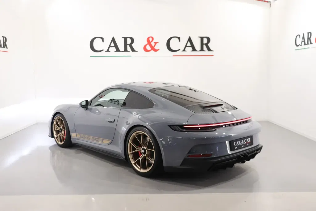 Porsche 992 GT3 Touring