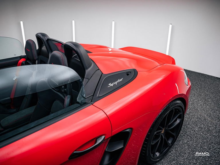 Porsche 718 Spyder