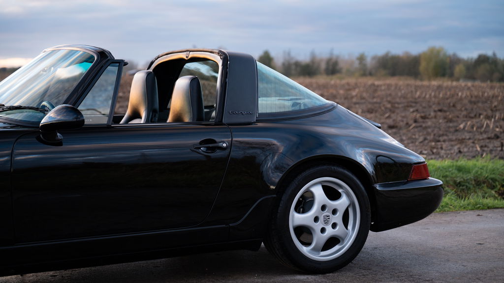 Porsche 964 Carrera 4
