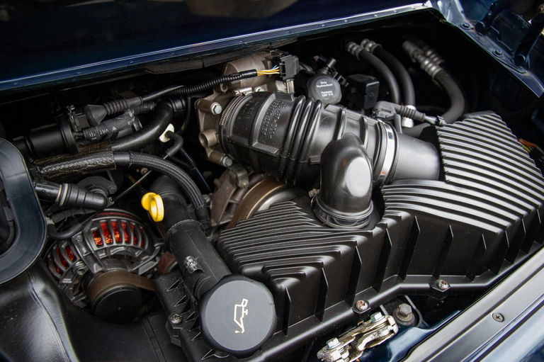 Porsche 996 Carrera 4