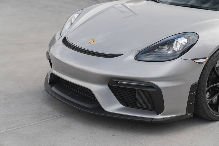 Porsche 718 Cayman GT4