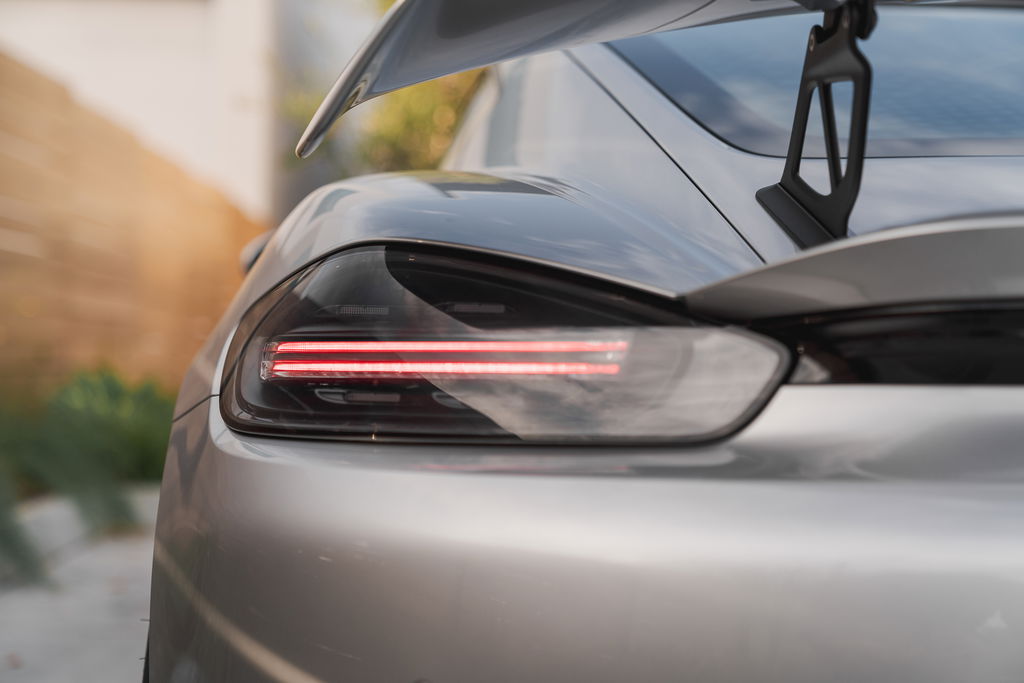 Porsche 718 Cayman GT4