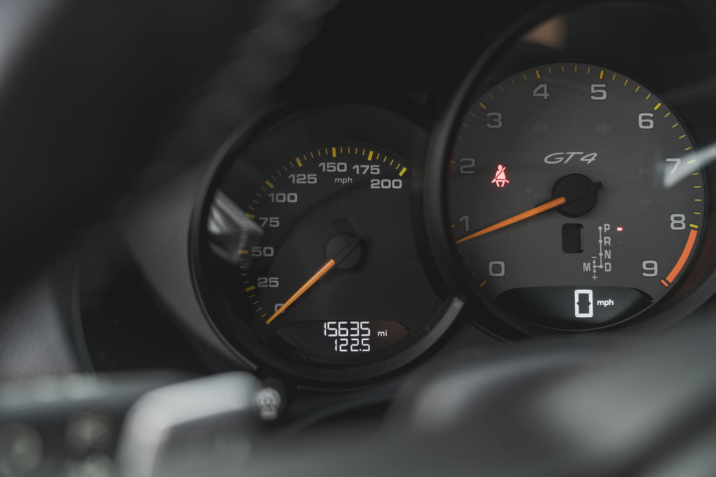 Porsche 718 Cayman GT4