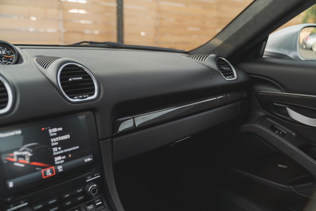 Porsche 718 Cayman GT4