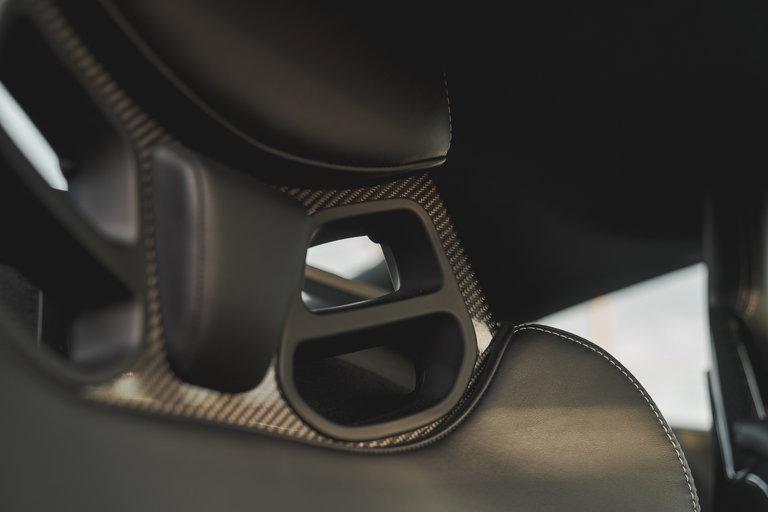 Porsche 718 Cayman GT4