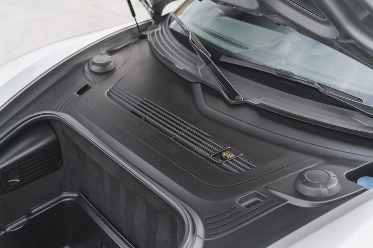 Porsche 718 Cayman GT4