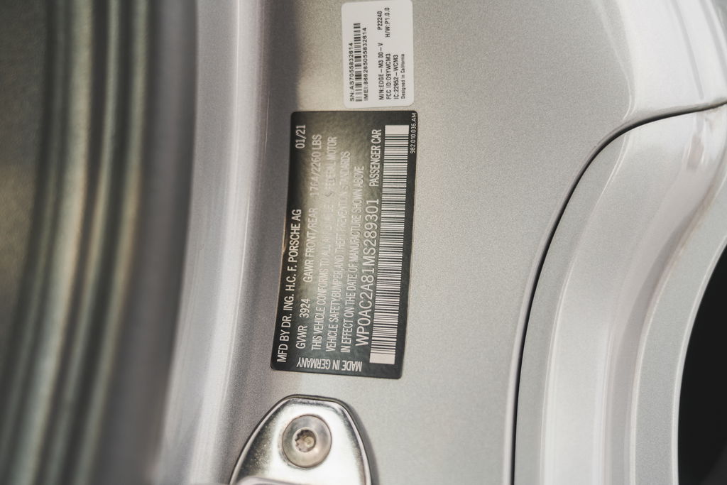 Porsche 718 Cayman GT4