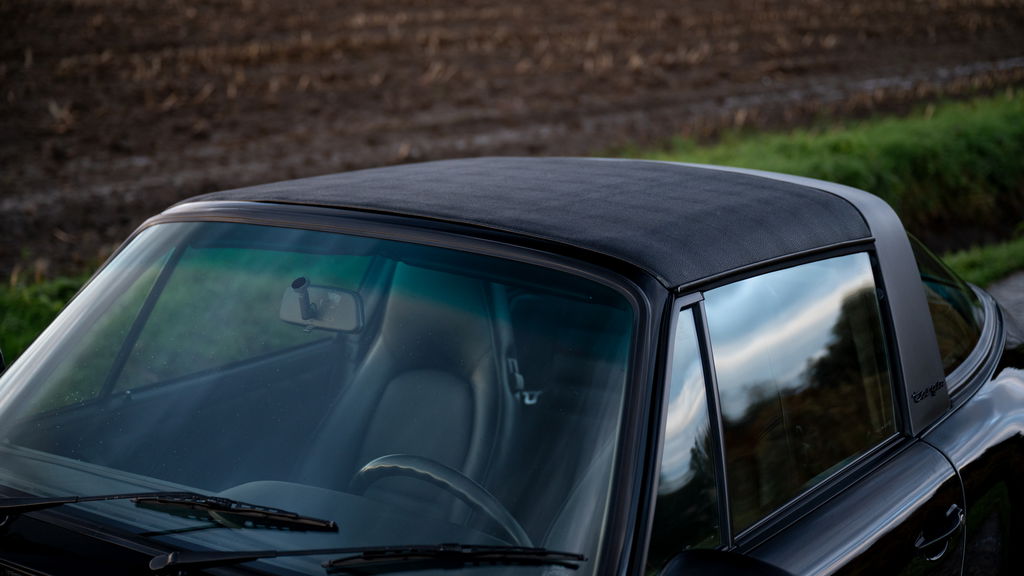 Porsche 964 Carrera 4