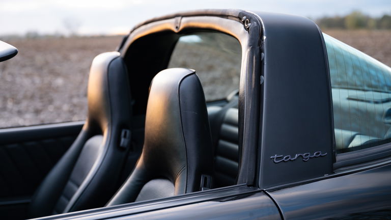 Porsche 964 Carrera 4