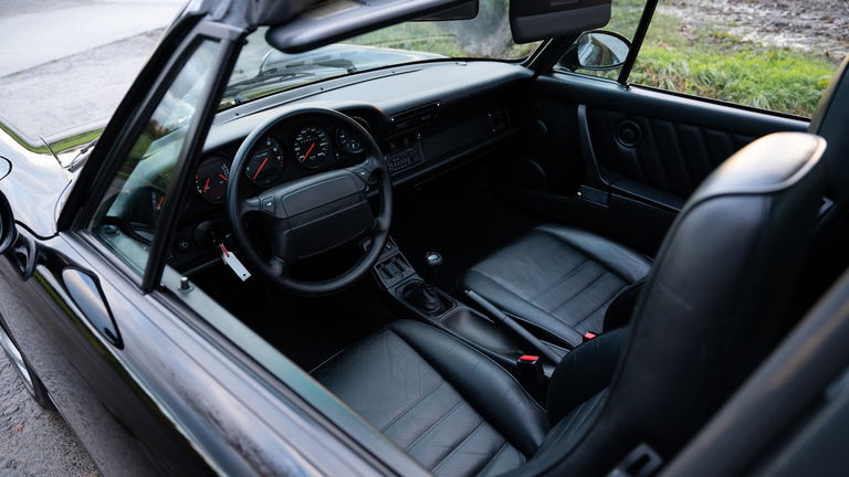 Porsche 964 Carrera 4