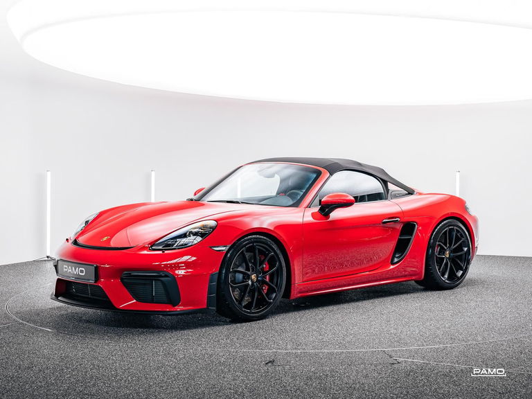 Porsche 718 Spyder