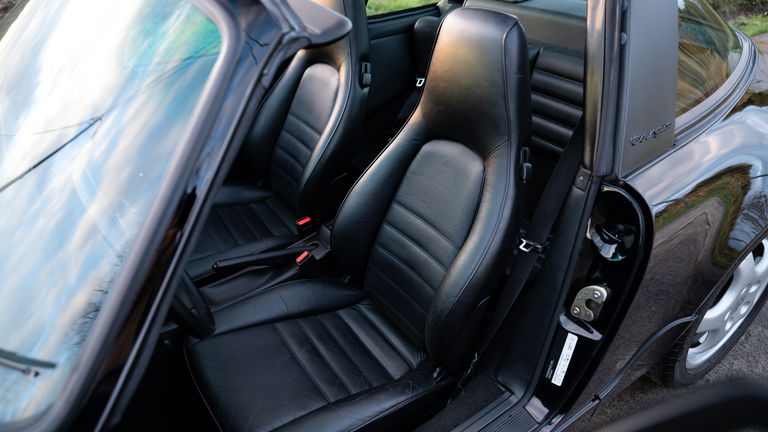 Porsche 964 Carrera 4