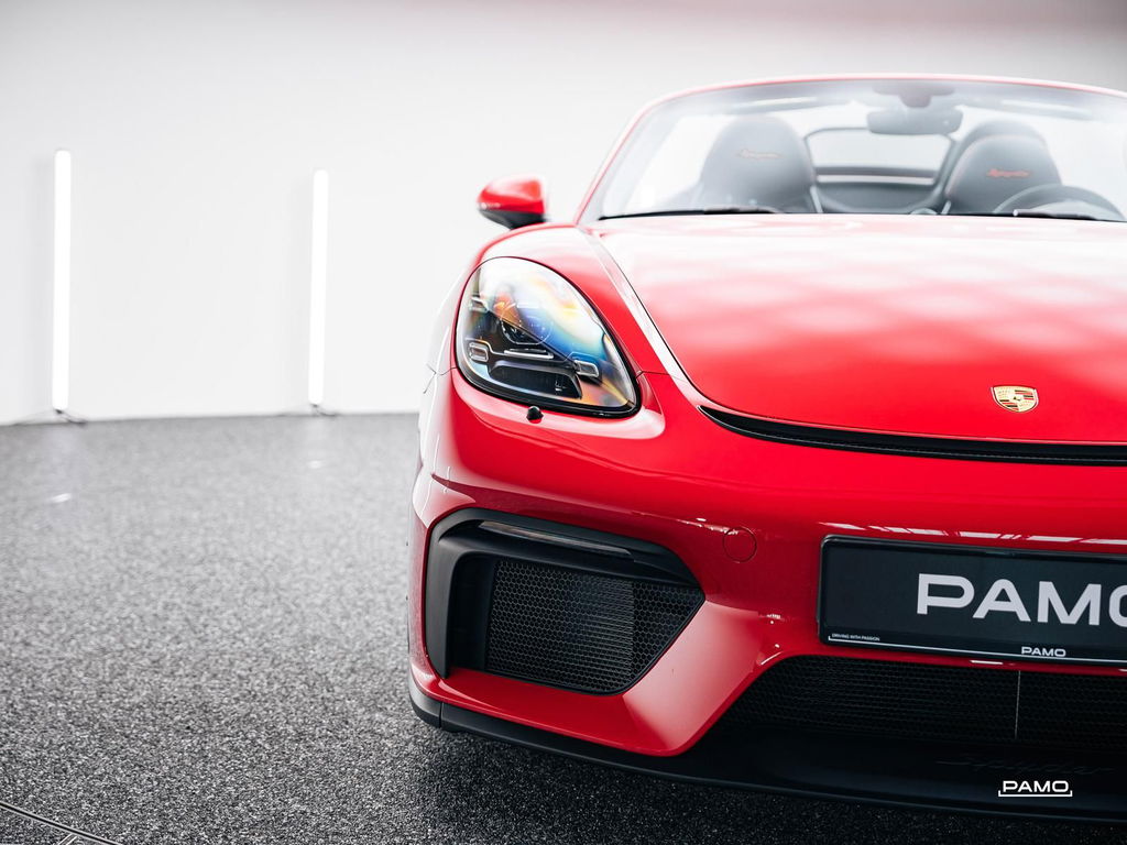 Porsche 718 Spyder