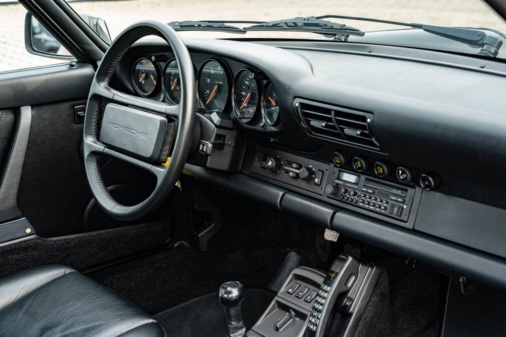 Porsche 964 Carrera 2