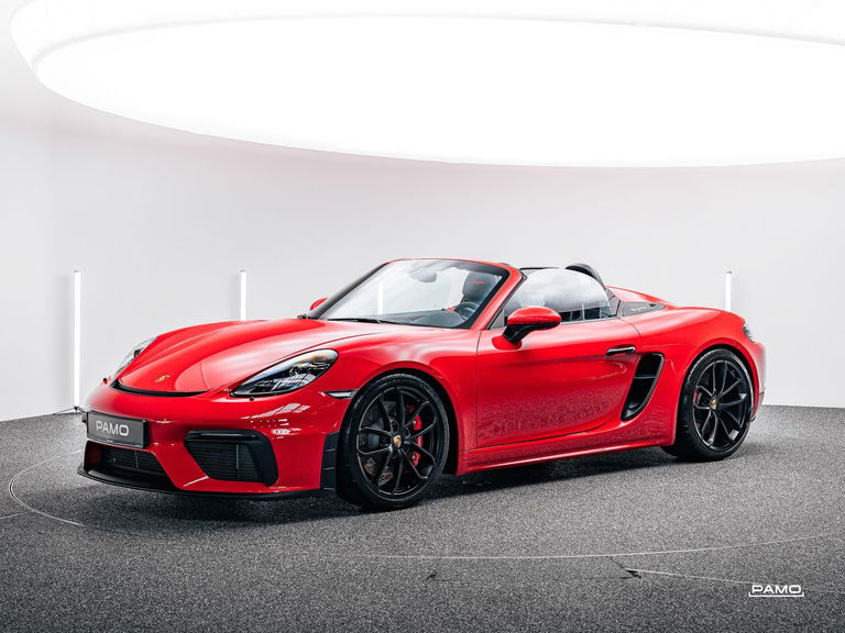 Porsche 718 Spyder