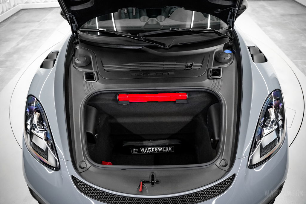 Porsche 718 Cayman GT4 RS