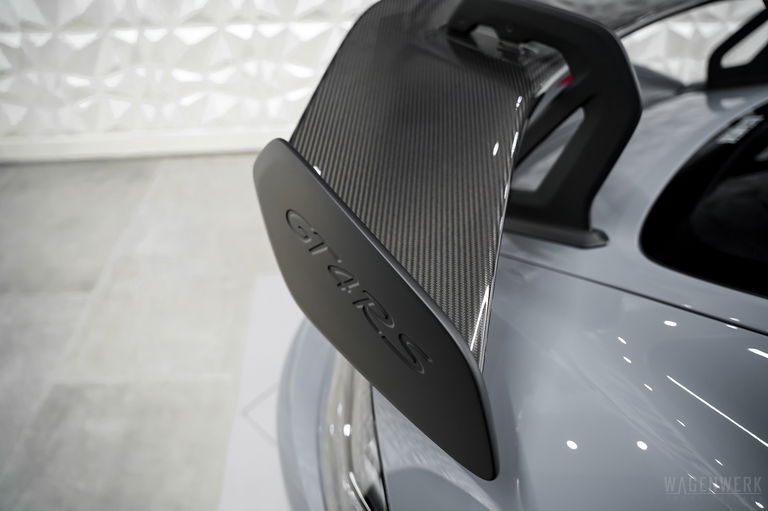 Porsche 718 Cayman GT4 RS