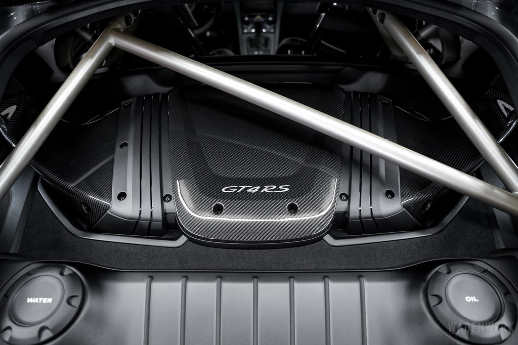 Porsche 718 Cayman GT4 RS