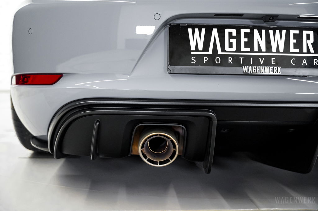 Porsche 718 Cayman GT4 RS