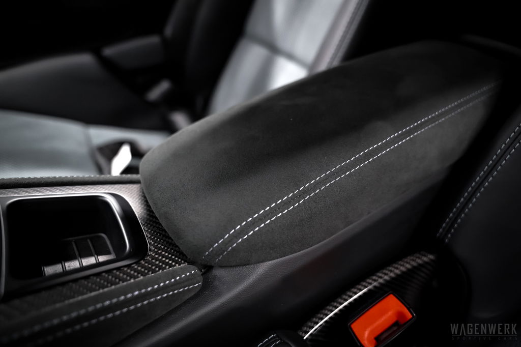 Porsche 718 Cayman GT4 RS