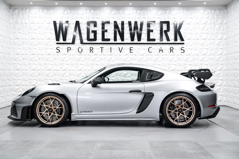 Porsche 718 Cayman GT4 RS