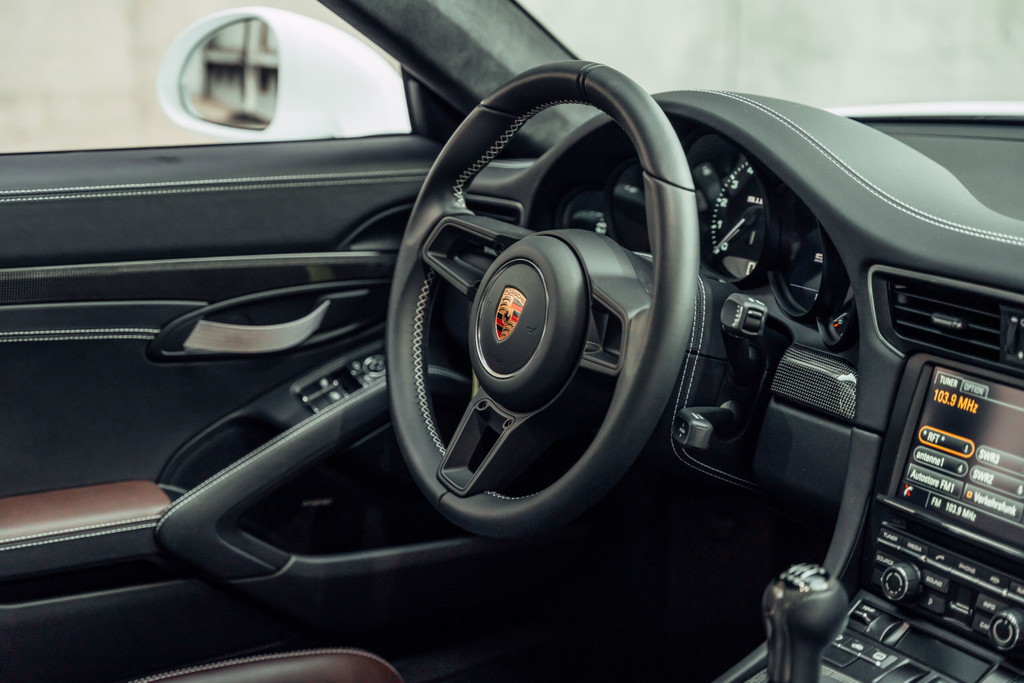 Porsche 911 R