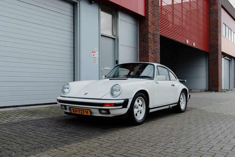 Porsche 911 Carrera 3.2