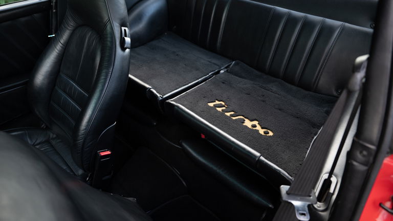 Porsche 911 Turbo 3.3