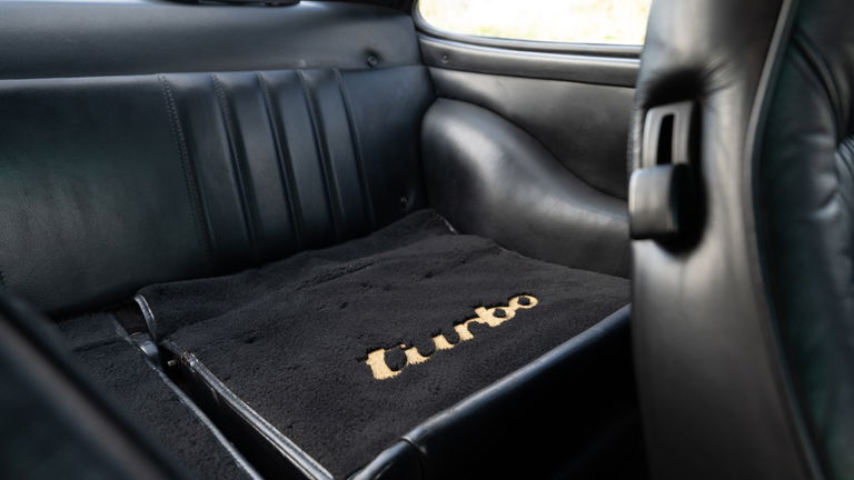 Porsche 911 Turbo 3.3