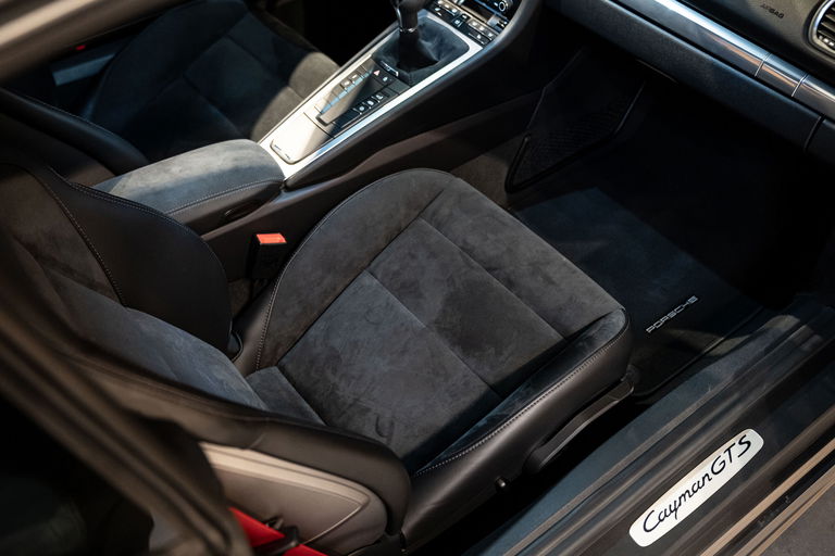 Porsche 718 Cayman GTS 4.0