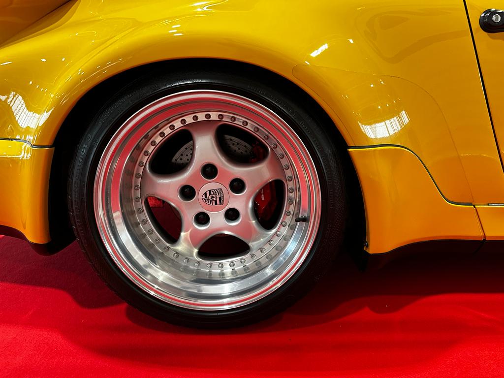 Porsche 964 Carrera RS 3,8