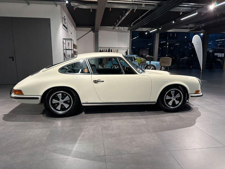 Porsche 911 S (F-Modell)