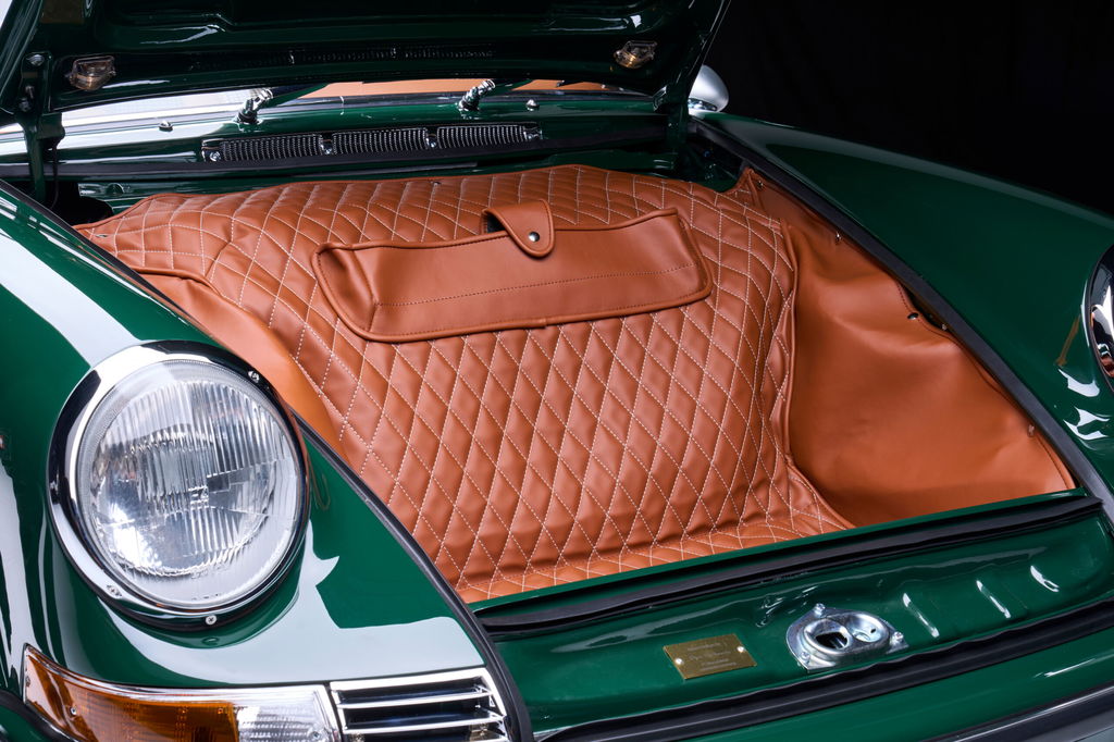 Porsche 911 Backdate