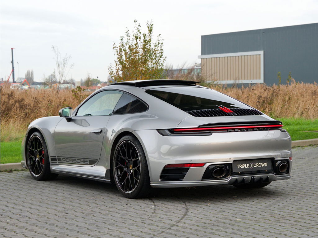 Porsche 992 Carrera 4S