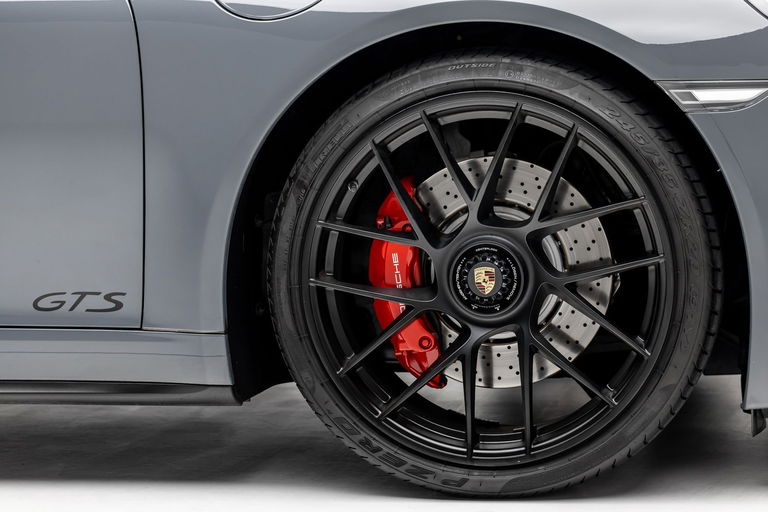 Porsche 991.2 Carrera GTS