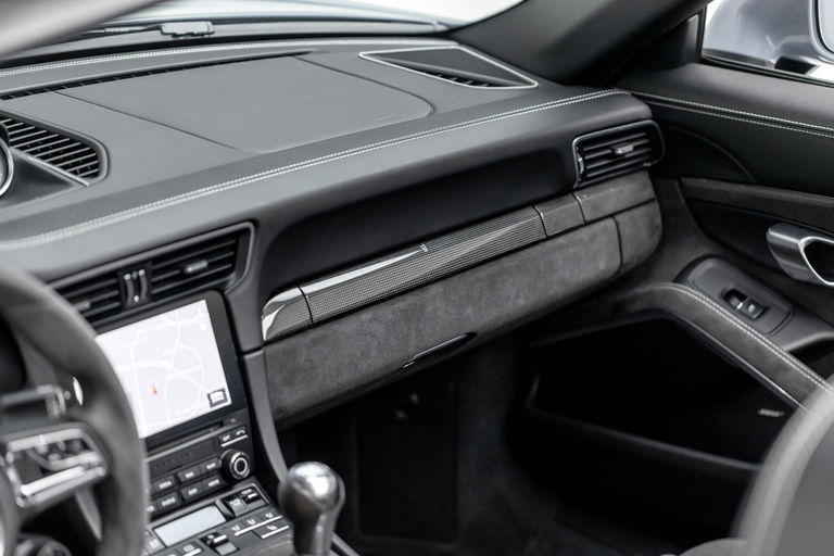 Porsche 991.2 Carrera GTS