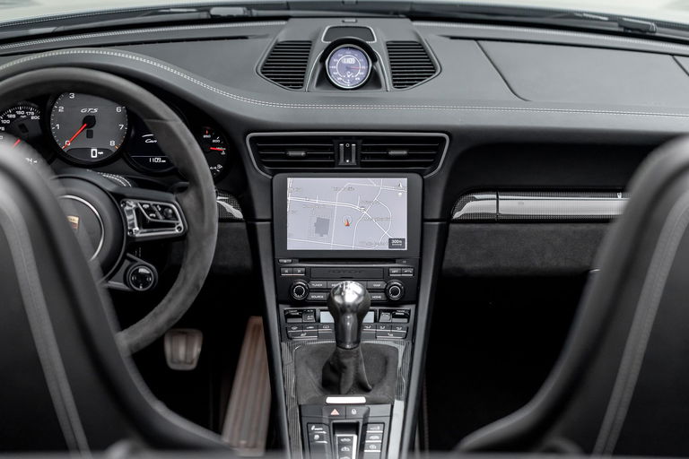 Porsche 991.2 Carrera GTS