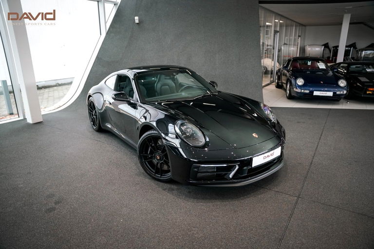 Porsche 992 Carrera GTS