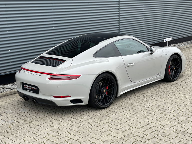 Porsche 991.2 Carrera 4 GTS