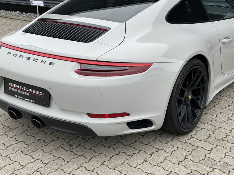 Porsche 991.2 Carrera 4 GTS