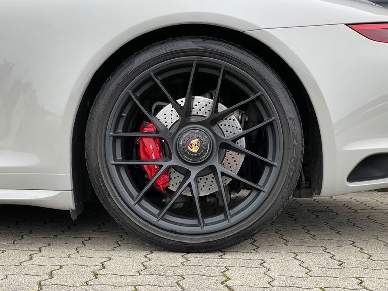 Porsche 991.2 Carrera 4 GTS