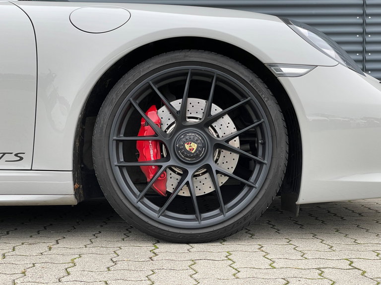 Porsche 991.2 Carrera 4 GTS