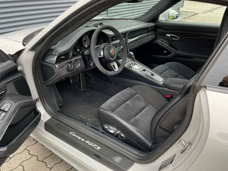 Porsche 991.2 Carrera 4 GTS