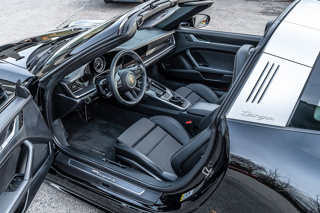 Porsche 992 Targa 4S