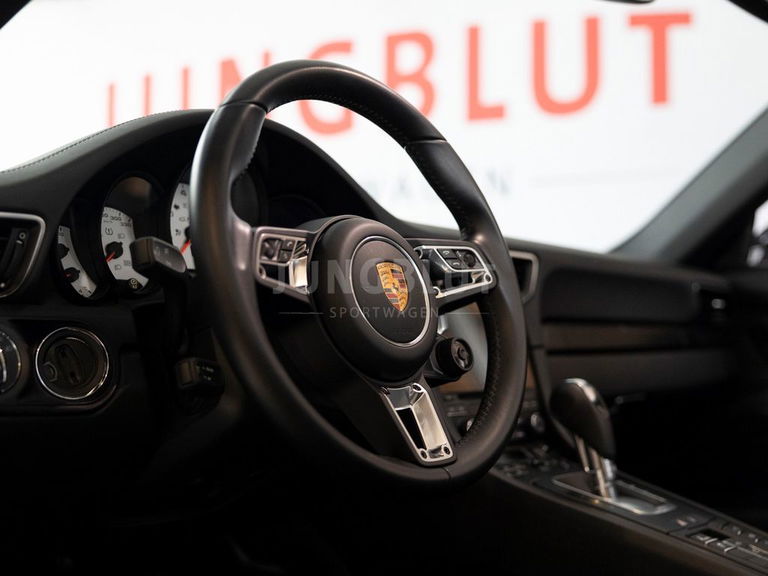 Porsche 991.2 Carrera 4 GTS